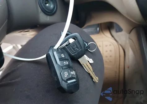 2001 Honda Accord 2.3 Ex z USA, uszkodzony, nr VIN 1HGCG66841A137531